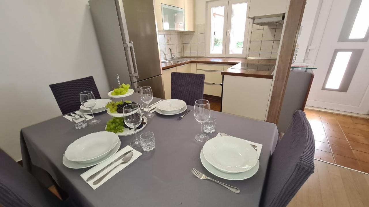 Appartement Romeo à Sukošan Extérieur photo